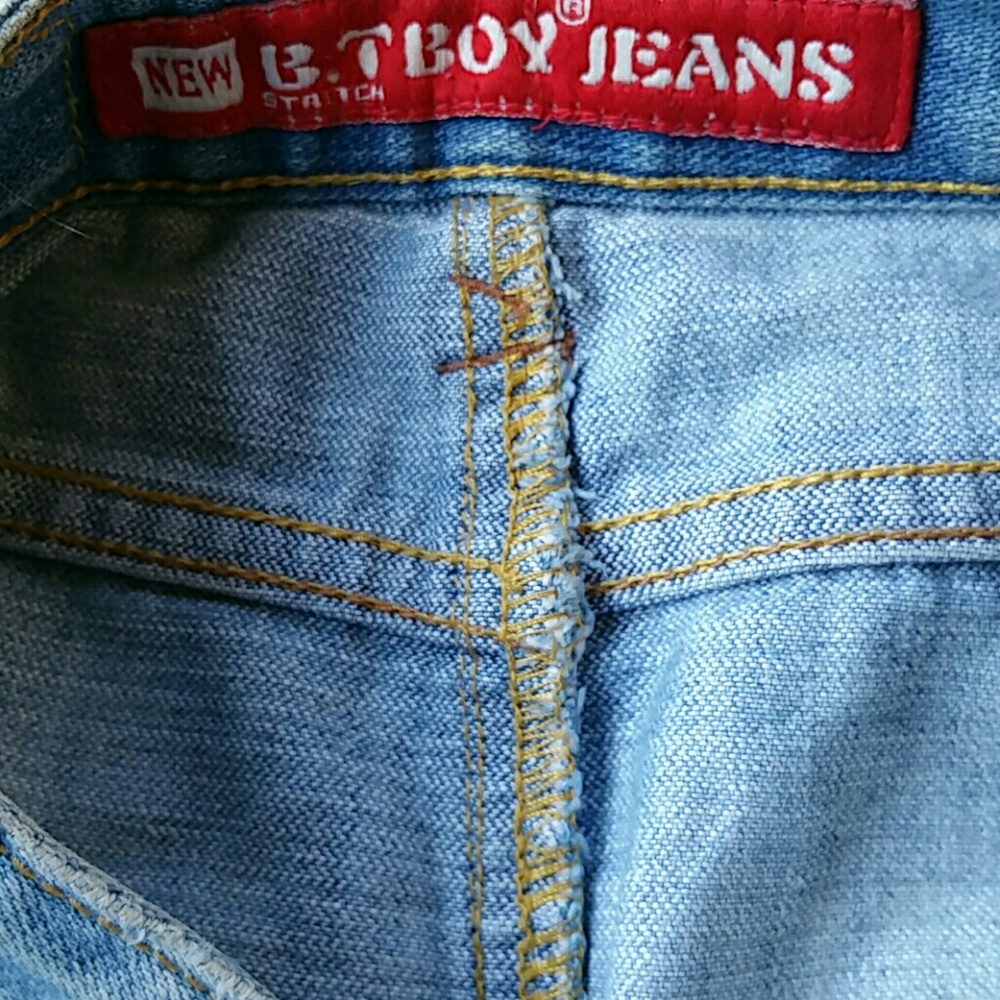 Distressed denim mini skirt - Picture 3 of 6